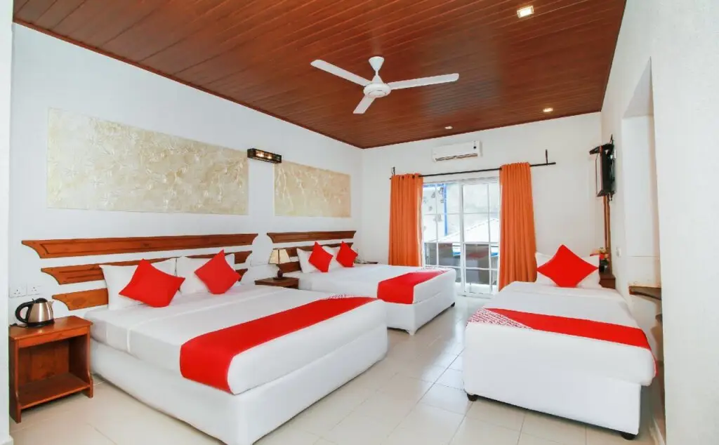 Катунаяке: Dhanamuthu Hotel