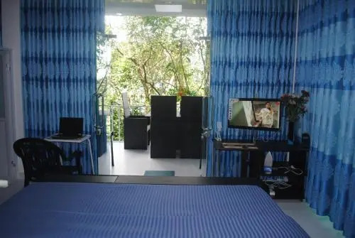 Ратнапура: Glass Rooms Accommodations Adam's peak