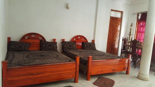 Катарагама: Samadhi Holiday Inn