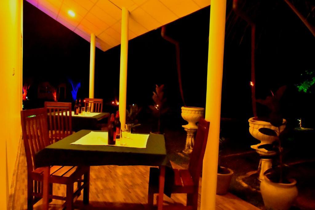 Удавалаве: Little Ele Safari Lodge
