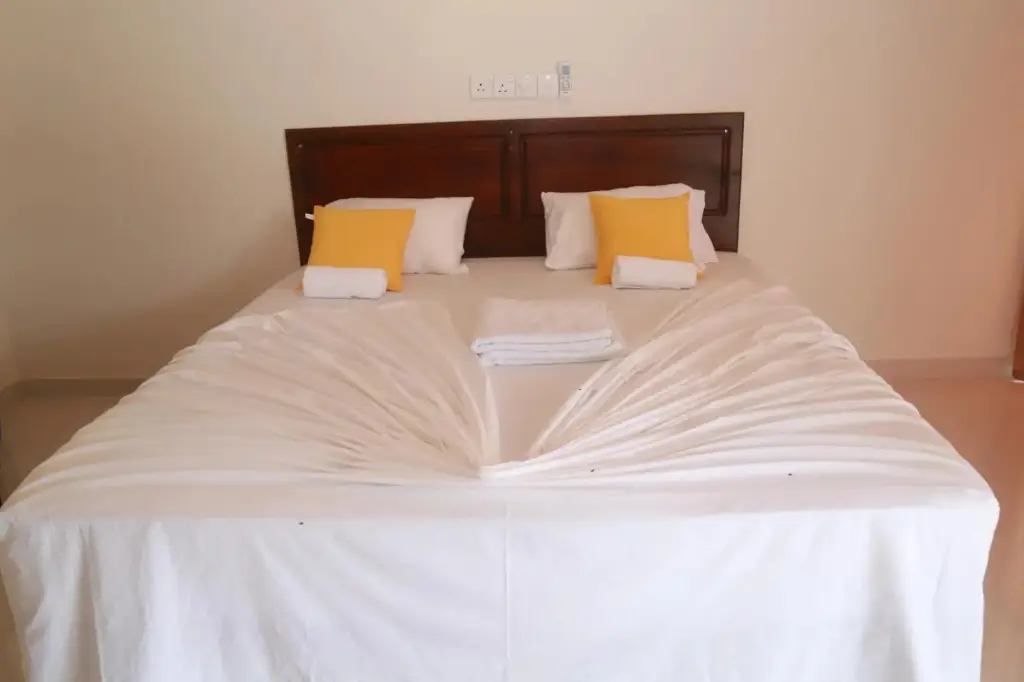 Диквелла: Serene Beach Hotel
