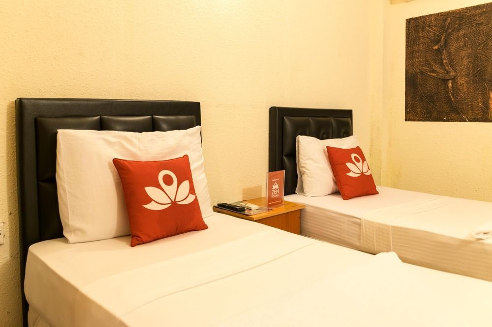 Коломбо: ZEN Rooms Sea Street Pettah Colombo
