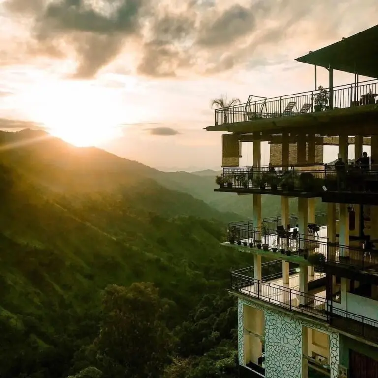 Элла: Ella Mount Heaven Hotel