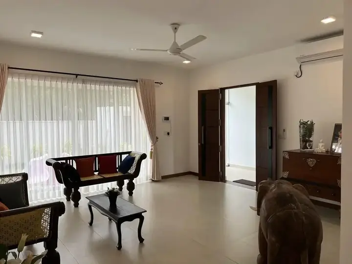 Катунаяке: Silina Airport Residence in Katunayake