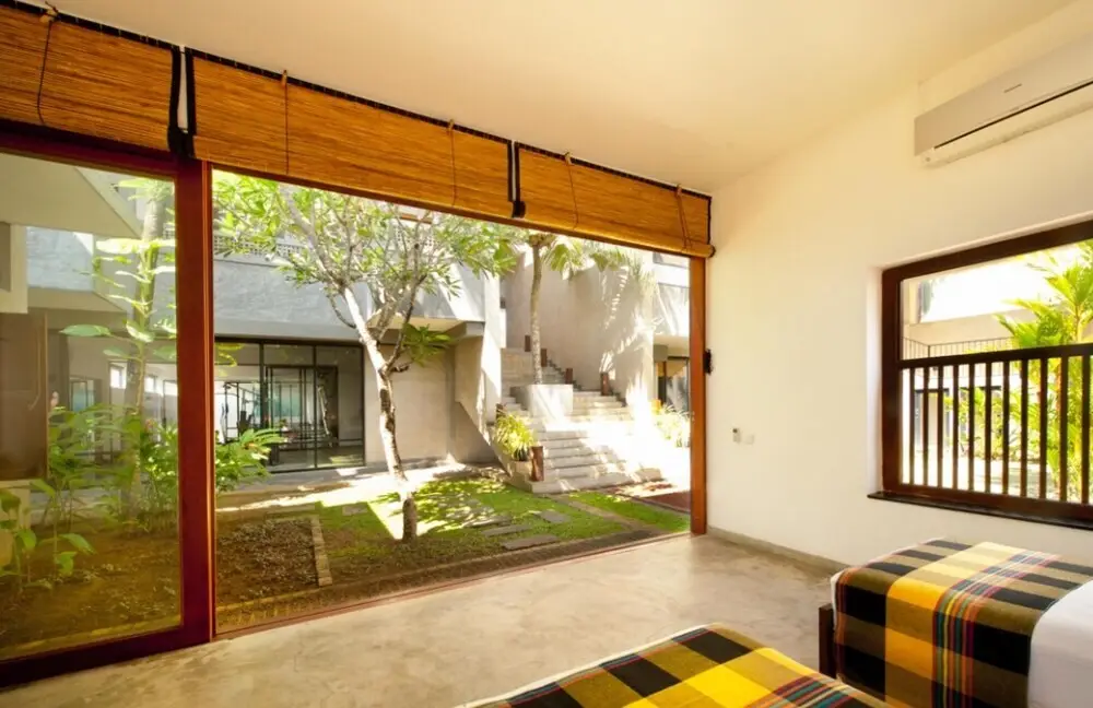 Таларамба: Modern Beach Villa With Roof Terrace