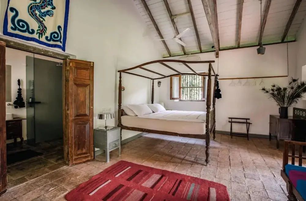 Тальпе: Antique Dutch Period Country House With Far Reaching West-facing Views