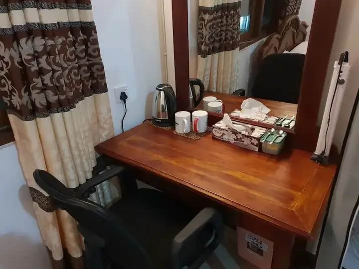 Коломбо: Trellis Apartment