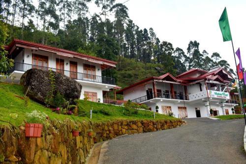 Рамбода: Nature First Hotel