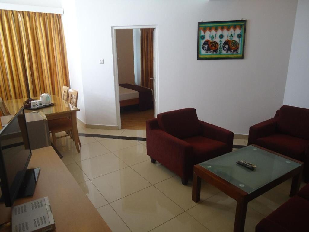 Коломбо: Global Towers Hotel & Suites