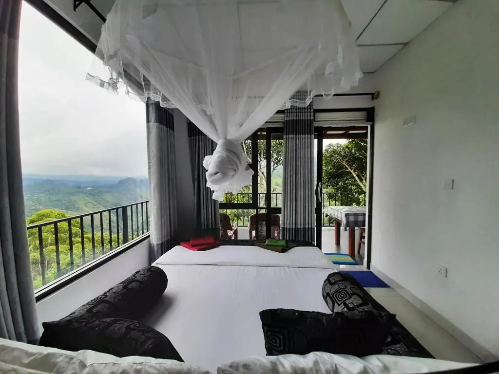 Элла: Glorious Nature Inn