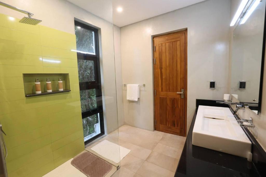 Хиккадува: Villa Ananta - 3 Bedroom