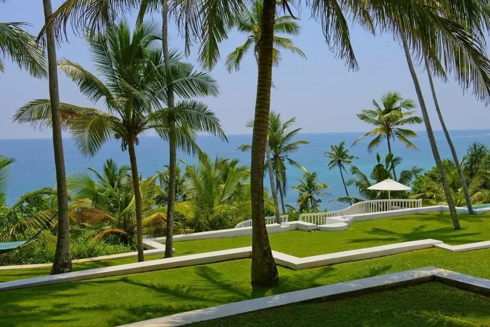 Таларамба: Clifftop Villa With 180 Views Of Indian Ocean