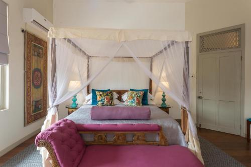 Коломбо: Prana Home