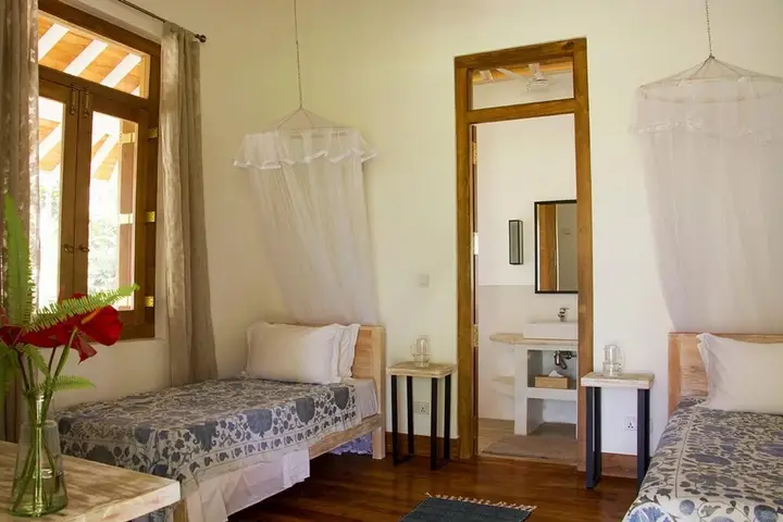 Пилана: Family House With Large Garden In A Peaceful Setting