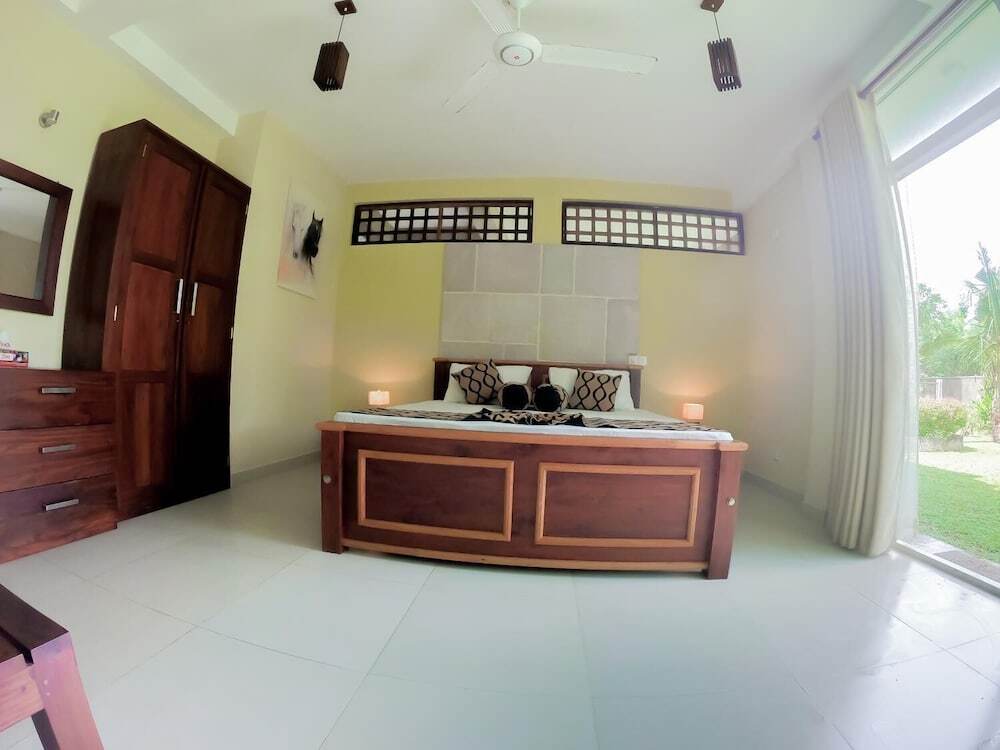 Ахунгалла: Leather Back Beach Villa