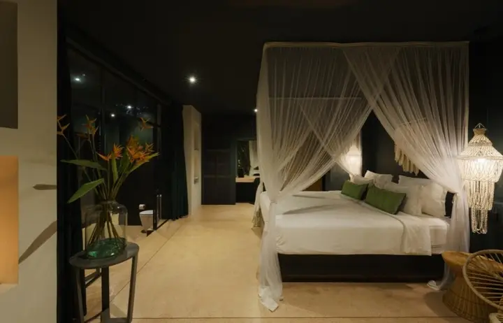 Унаватуна: Cool and Contemporary Hilltop Villa With Ocean Views