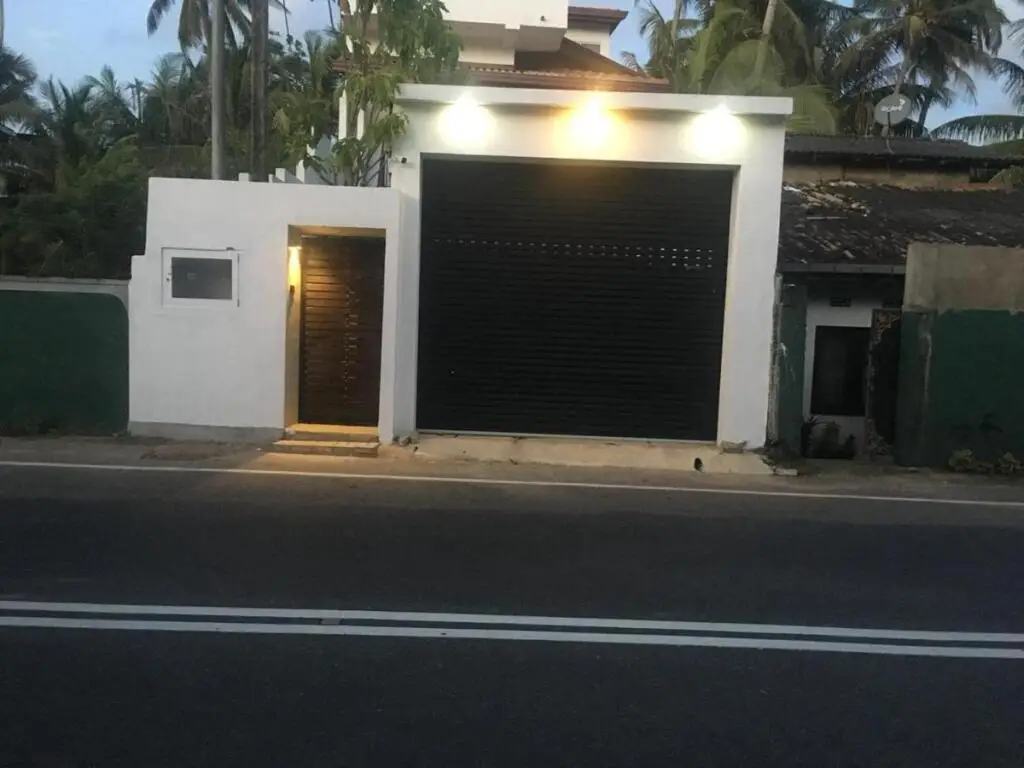 Оваканда: Ranil Villa