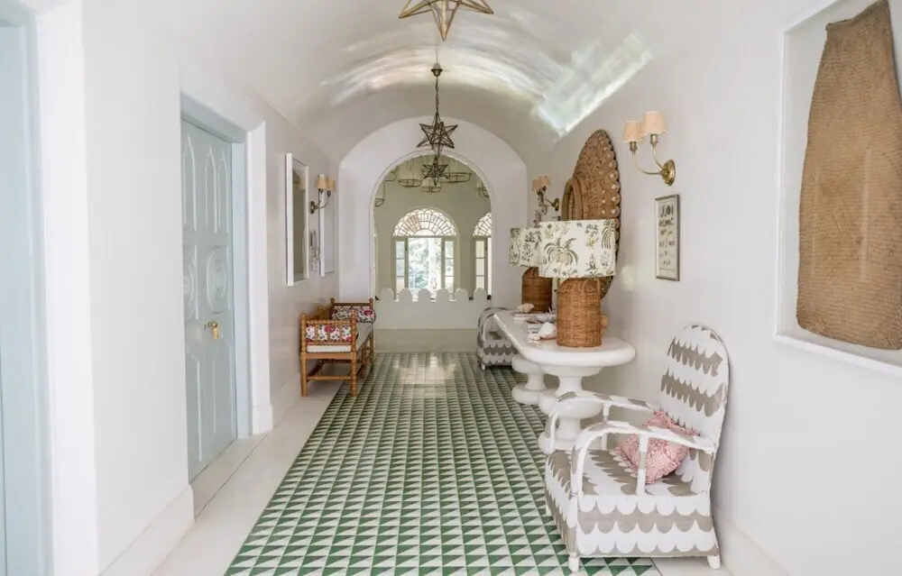 Тальпе: Breathtaking Villa In 02 Acres Of Tropical Walled-in Gardens