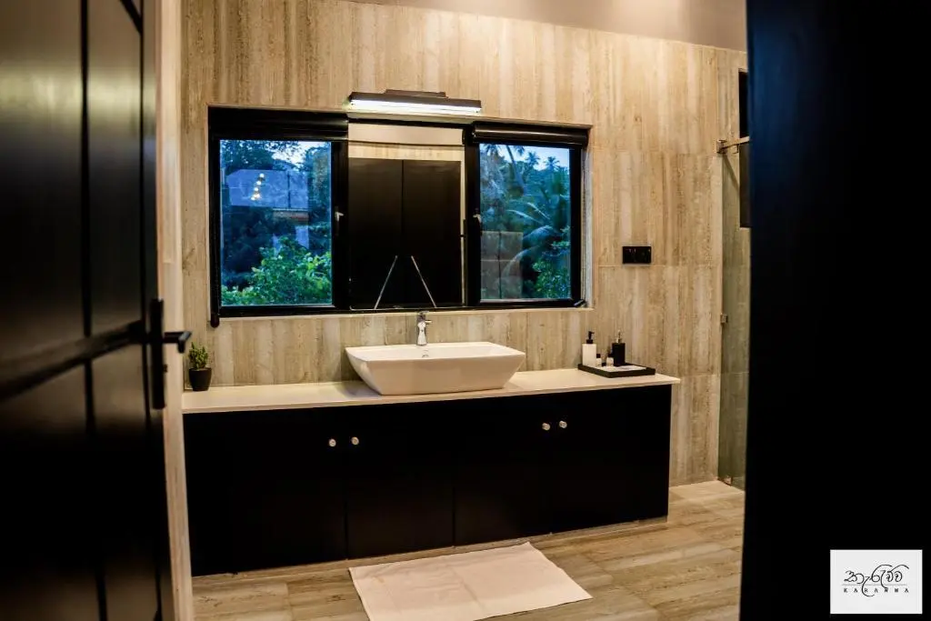Хиккадува: Karawwa Luxury Villas