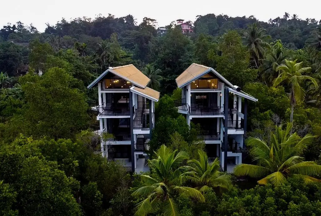 Хиккадува: Karawwa Luxury Villas