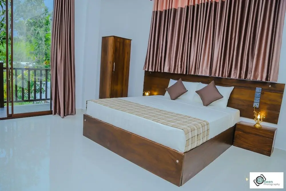 Галле: Shades Resort and Villa