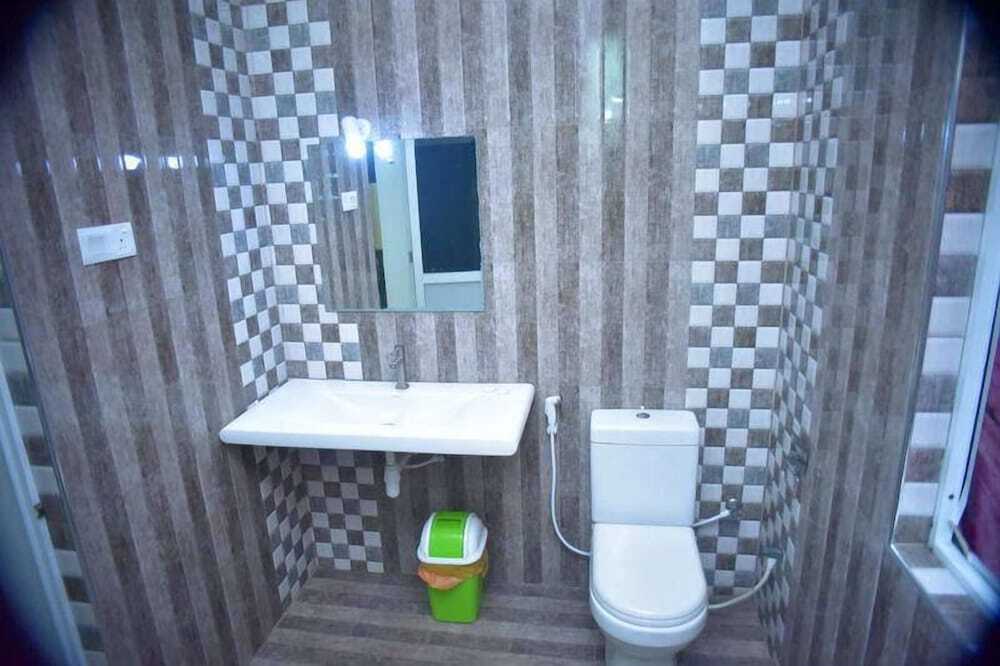 Минувангода: Shiromi Hotel Katunayaka