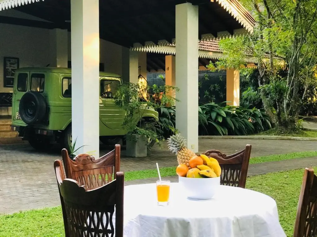 Негомбо: Ceylon Kingsmen Garden Hotel