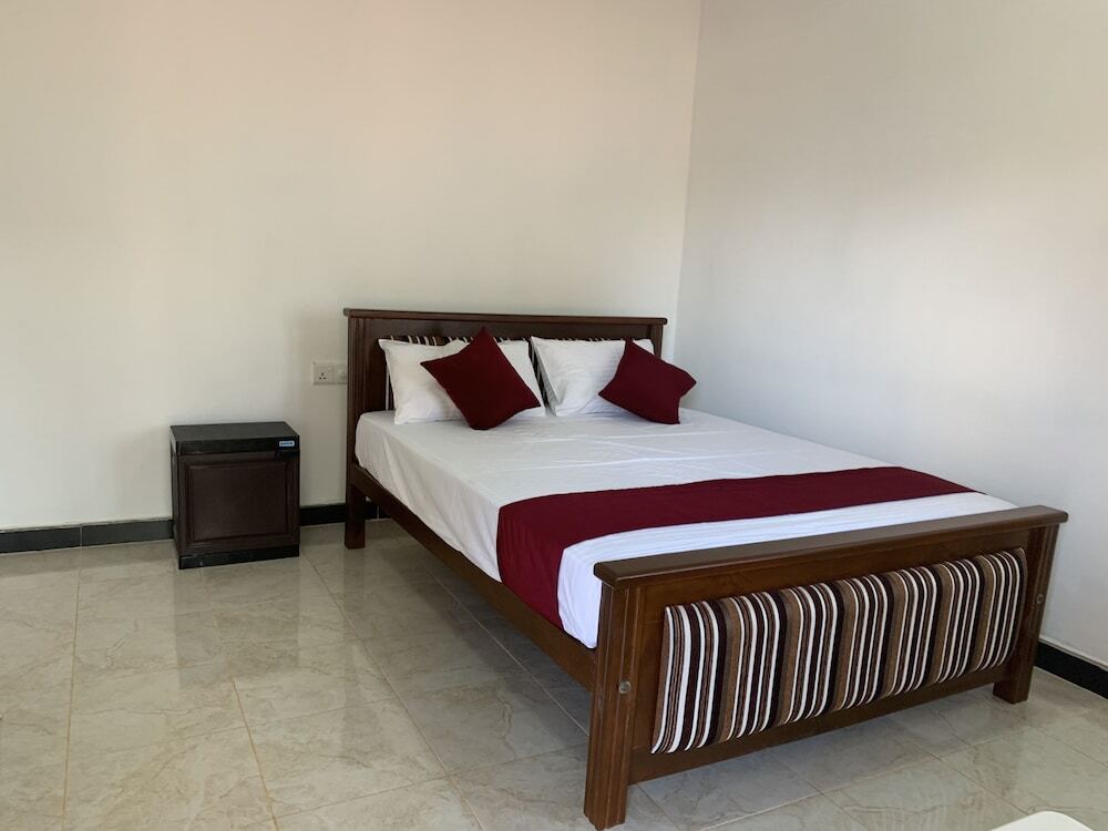 Нилавели: Palm view inn-Nilaveli