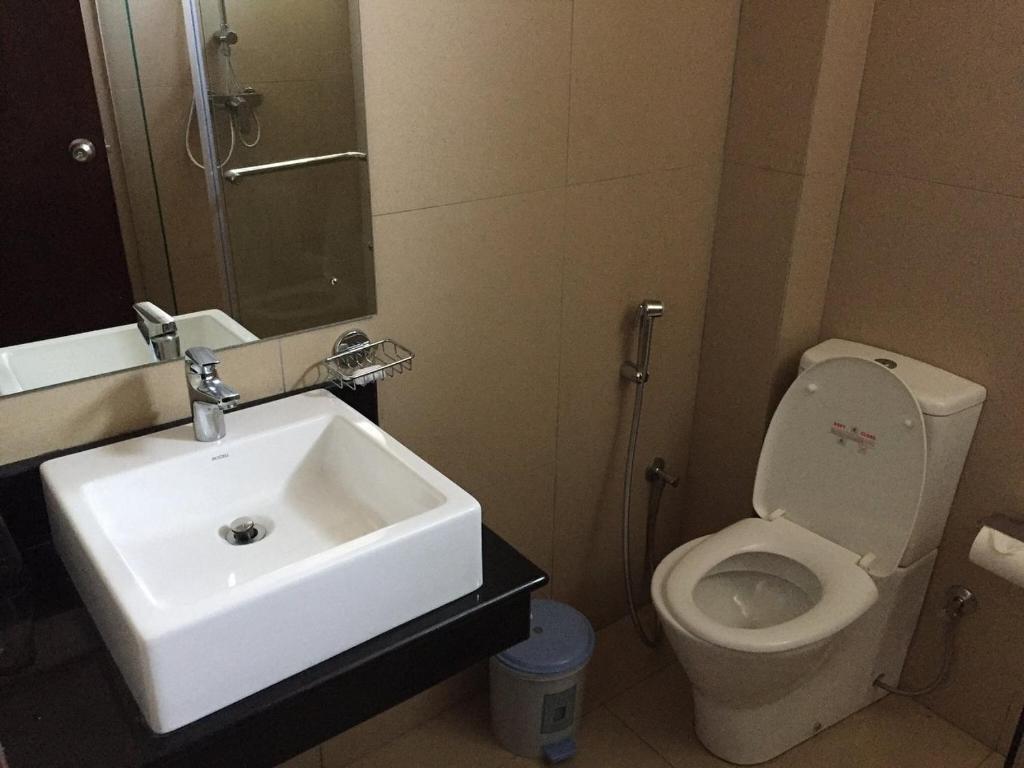 Нилавели: Oceanfront Condominiums Nilaveli