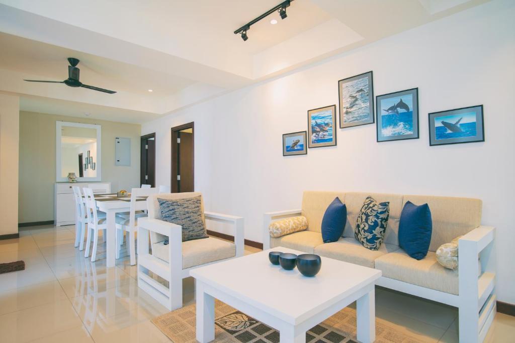 Нилавели: Oceanfront Condominiums Nilaveli