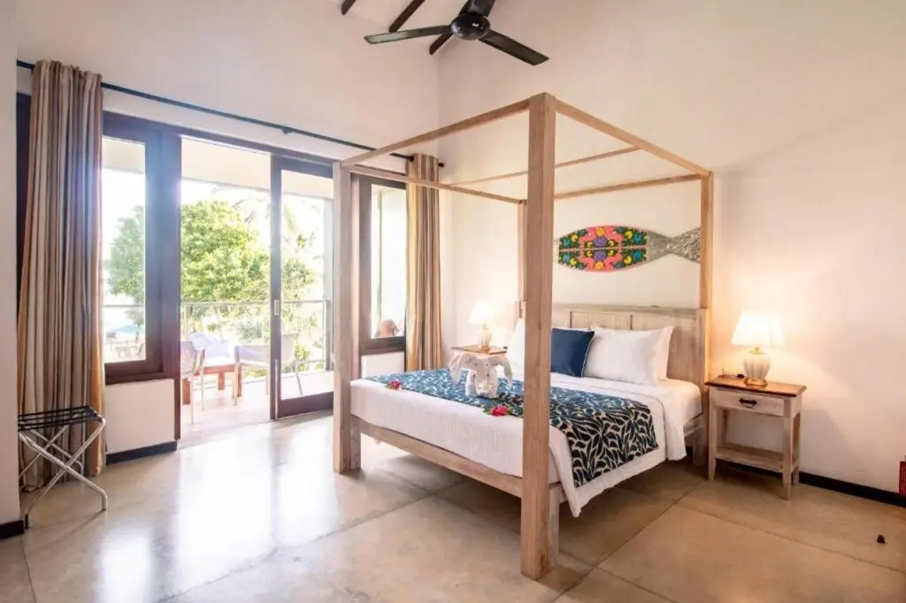 Велигама: Parangi Weligama Bay