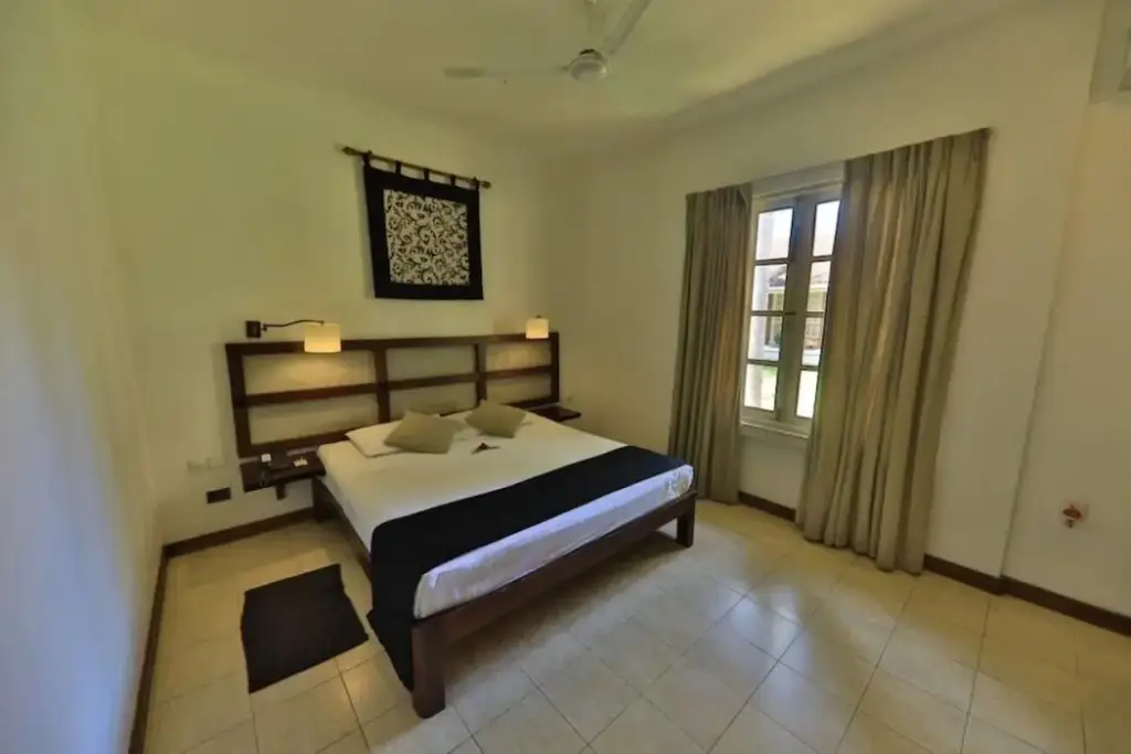 Катунаяке: Tamarind Tree Garden resort