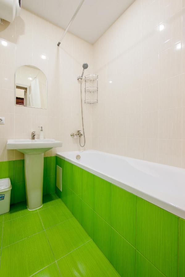 Краснодар: Apartment on Neftyanikov 22