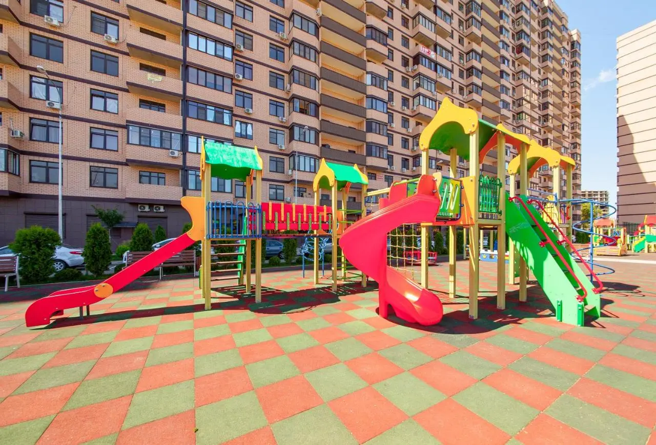 Краснодар: Apartment on Neftyanikov 22