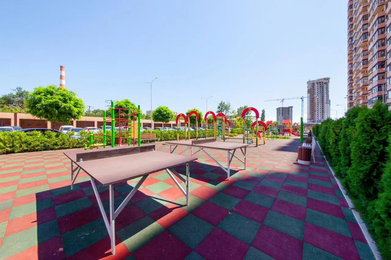 Краснодар: Apartment on Neftyanikov 22