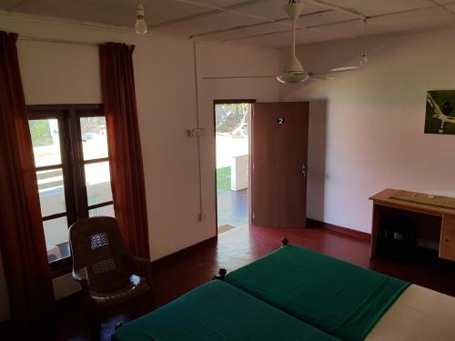 Хамбантота: Happy Beach Guest House