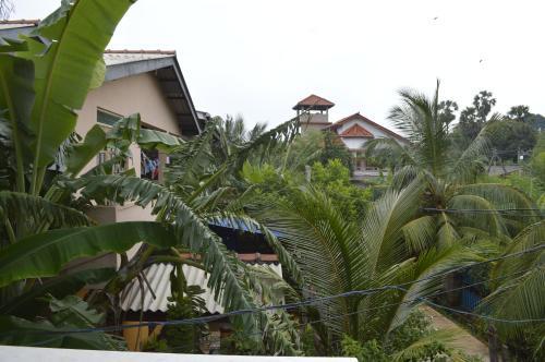 Тринкомали: TK Holiday Bungalow
