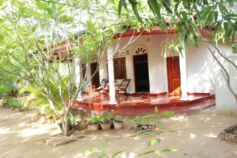 Yala beach resort — фото 1