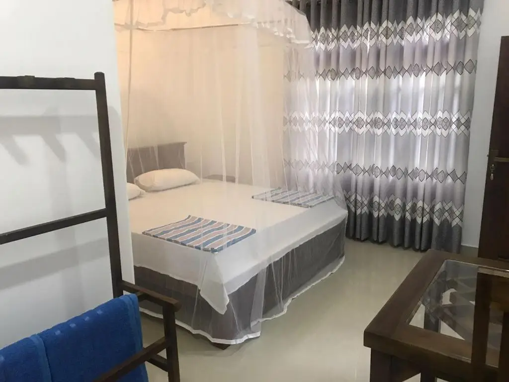 Унаватуна: Hiru Resort Inn Unawatuna