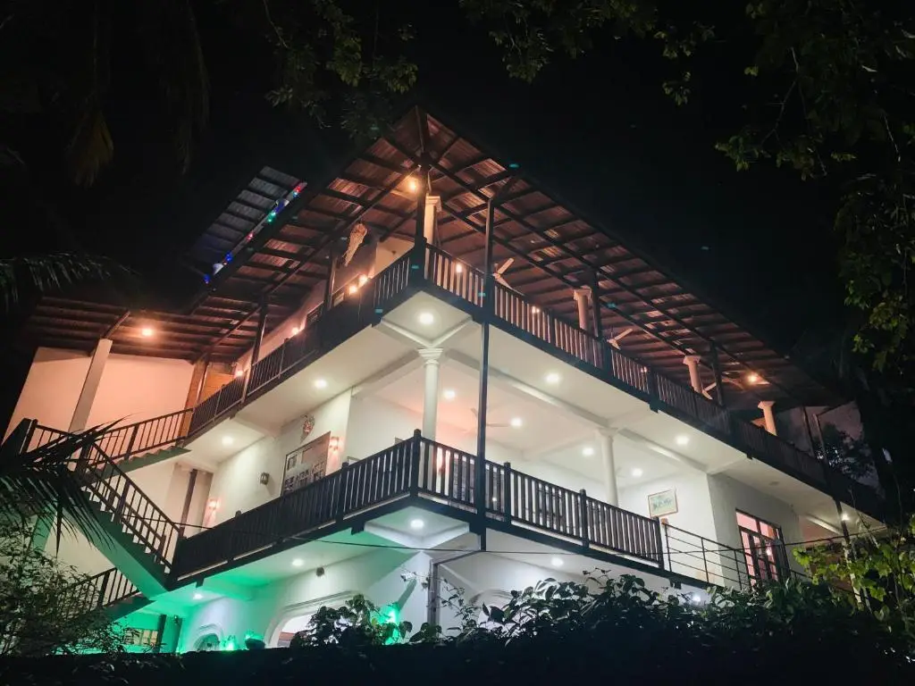 Унаватуна: Hiru Resort Inn Unawatuna