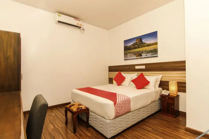 Катунаяке: OYO 124 Clove Transit Hotel