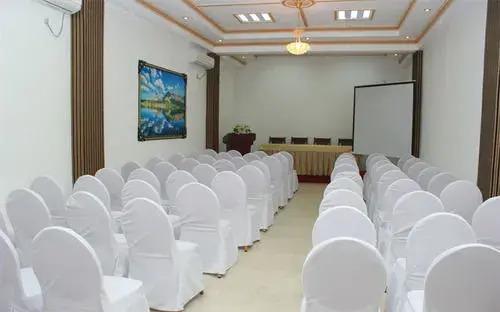 Тринкомали: Capital O 229 Jkab Park Hotel