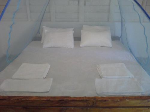Кандакули: Salt Bay Kite and Dive Resort