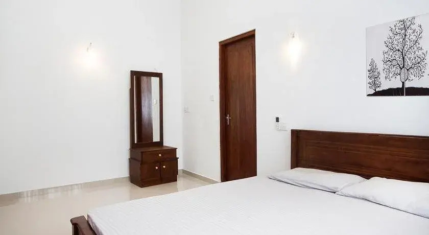 Хиккадува: Krishanth Villa