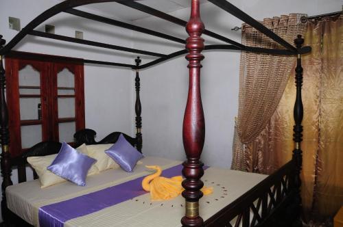 Хиккадува: Dahana Holiday House