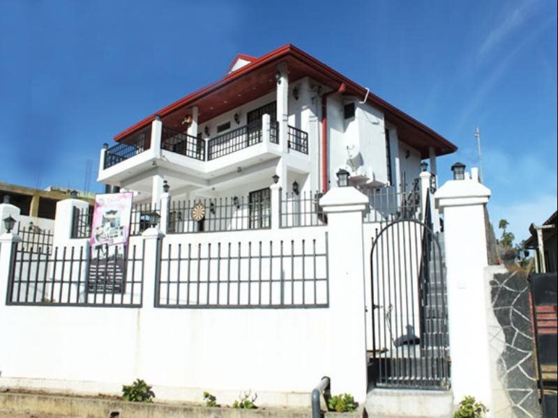Нувара-Элия: Riseans White Palace