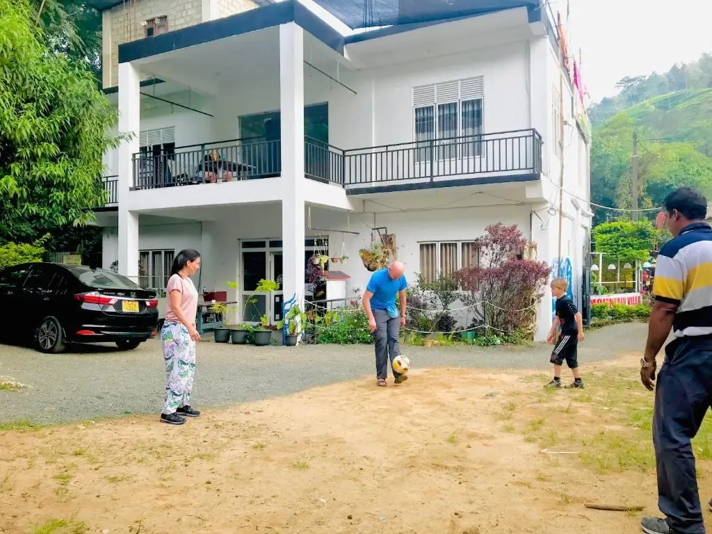 Наллатанния: Mountain Villa Adam's Peak