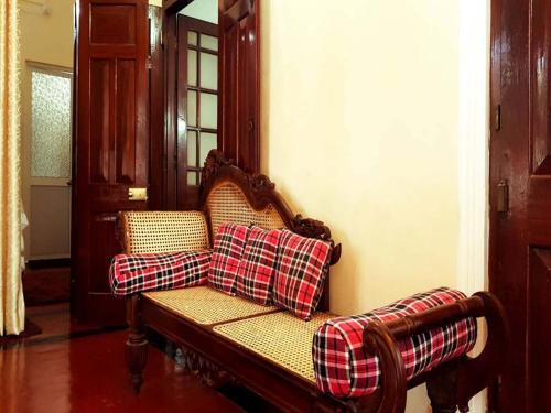 Велигама: Crystal Point Weligama