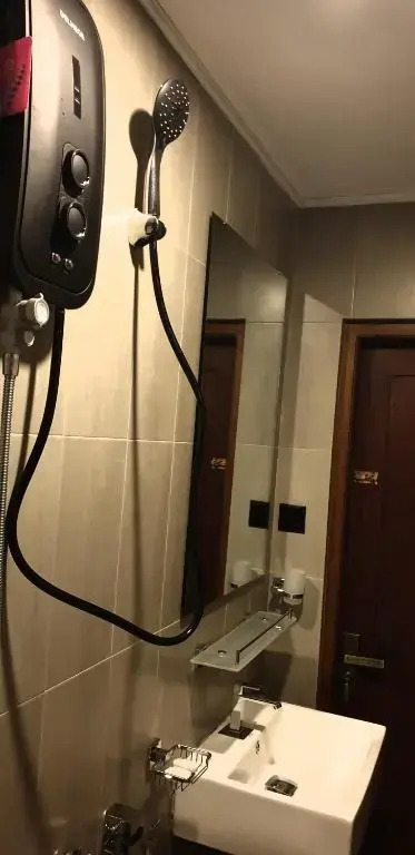 Канди: Kandy City Inn