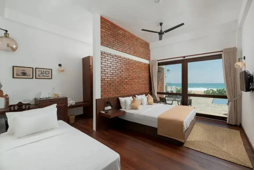 Хунгама: Bungalow By The Beach
